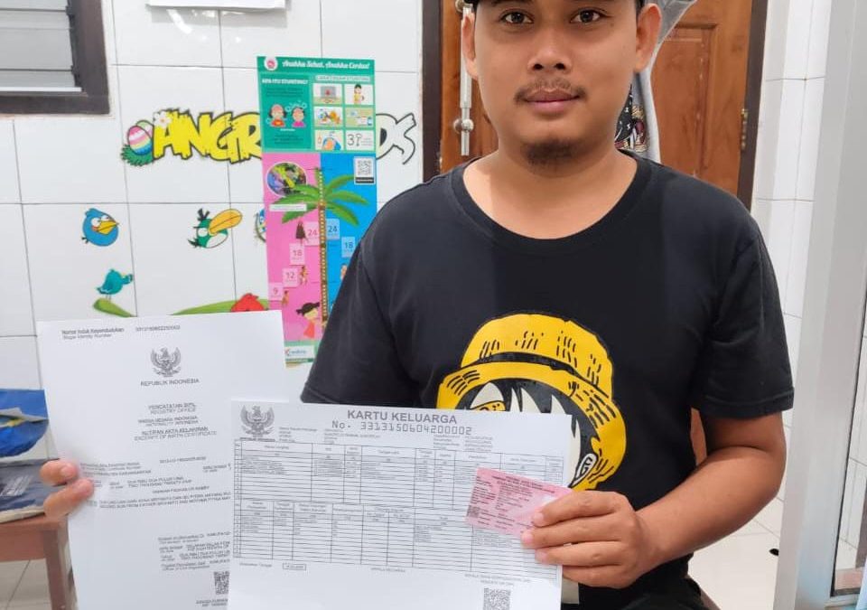 Kerjasama Pelayanan Terpadu secara Online antara Disdukcapil Kabupaten Karanganyar dengan Praktik Mandiri Bidan (PMB) Puji Utomo Kedungjeruk Mojogedang Karanganyar