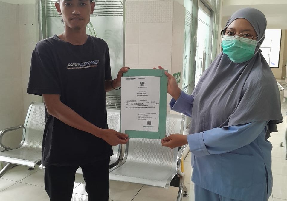 Kerjasama Pelayanan Terpadu secara Online antara Disdukcapil Kabupaten Karanganyar dengan Klinik Devalisha Tegalgede Karanganyar