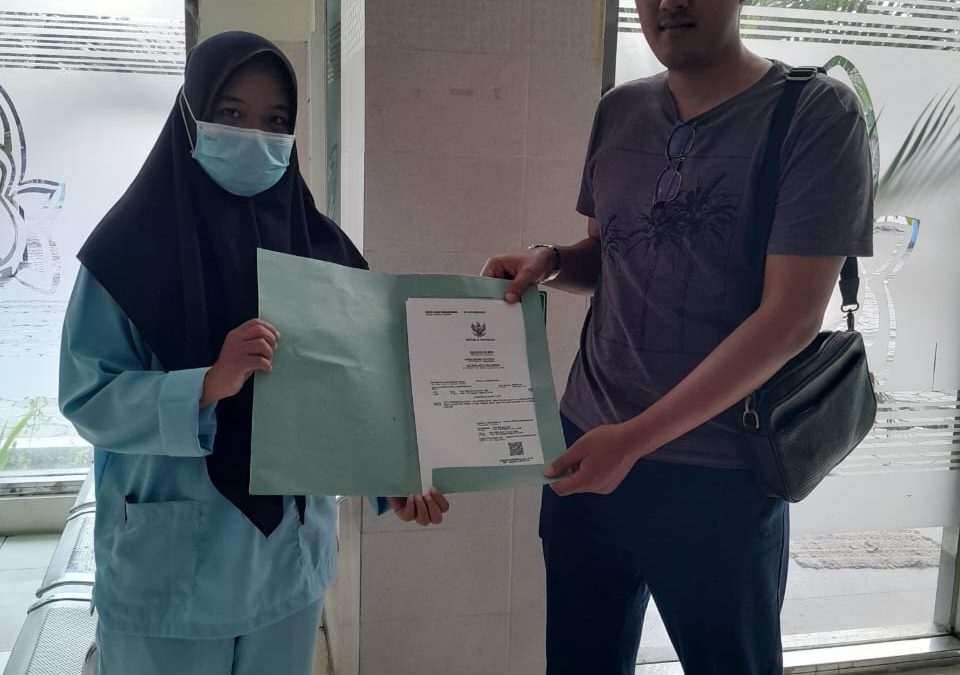 Kerjasama Pelayanan Terpadu secara Online antara Disdukcapil Kabupaten Karanganyar dengan Klinik Devalisha Tegalgede Karanganyar