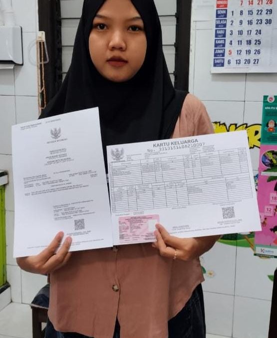 Kerjasama Pelayanan Terpadu secara Online antara Disdukcapil Kabupaten Karanganyar dengan Praktik Mandiri Bidan (PMB) Puji Utomo Kedungjeruk Mojogedang Karanganyar