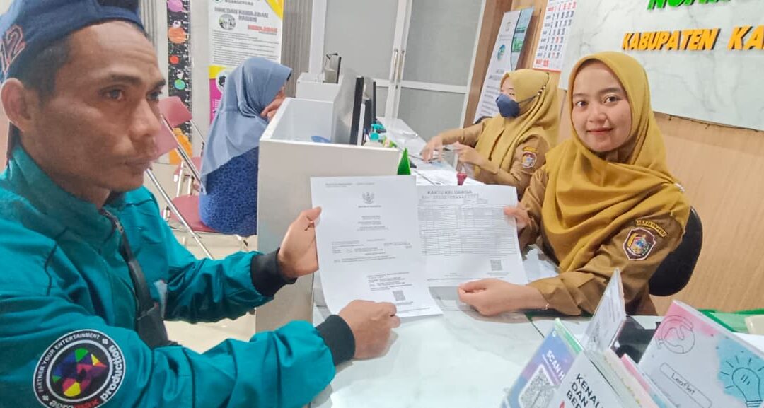 Kerjasama Pelayanan Terpadu secara Online antara Disdukcapil Kabupaten Karanganyar dengan Puskesmas Ngargoyoso Karanganyar